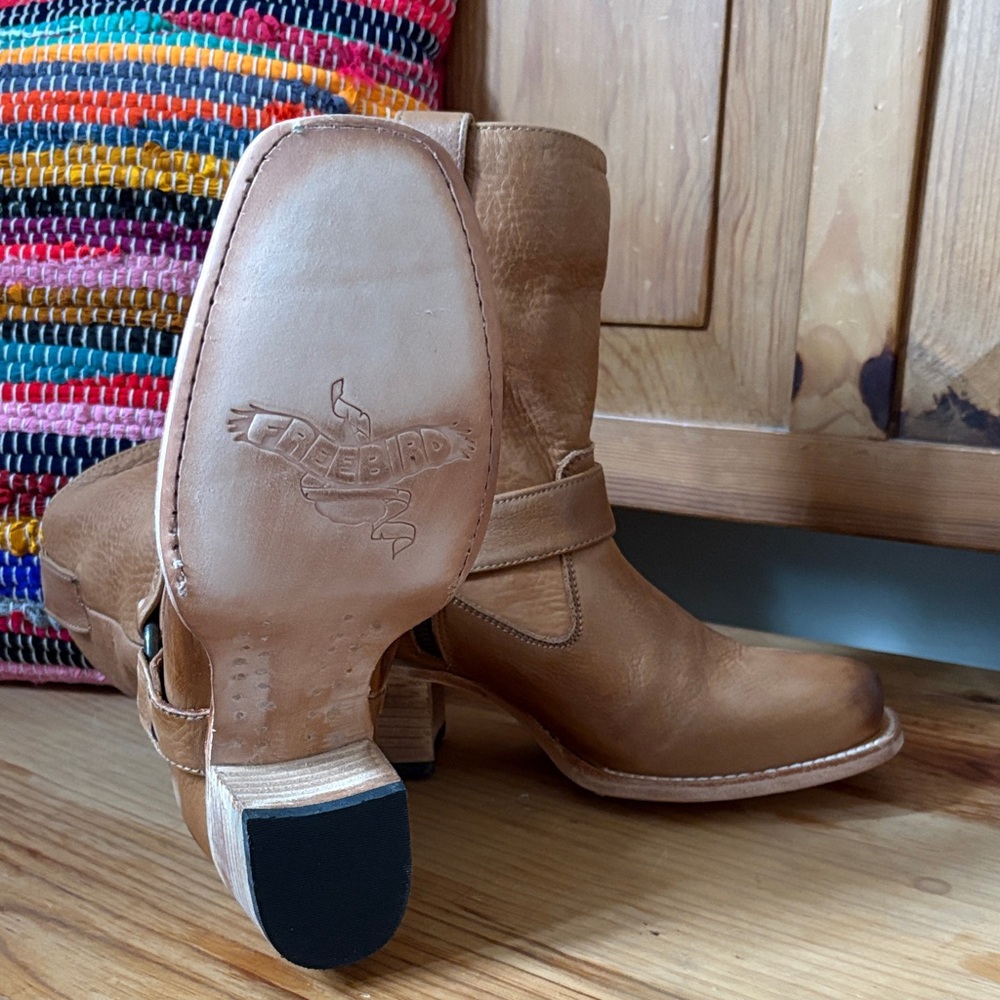 Freebird Tan Leather Heeled Boots - Picture 4 of 5